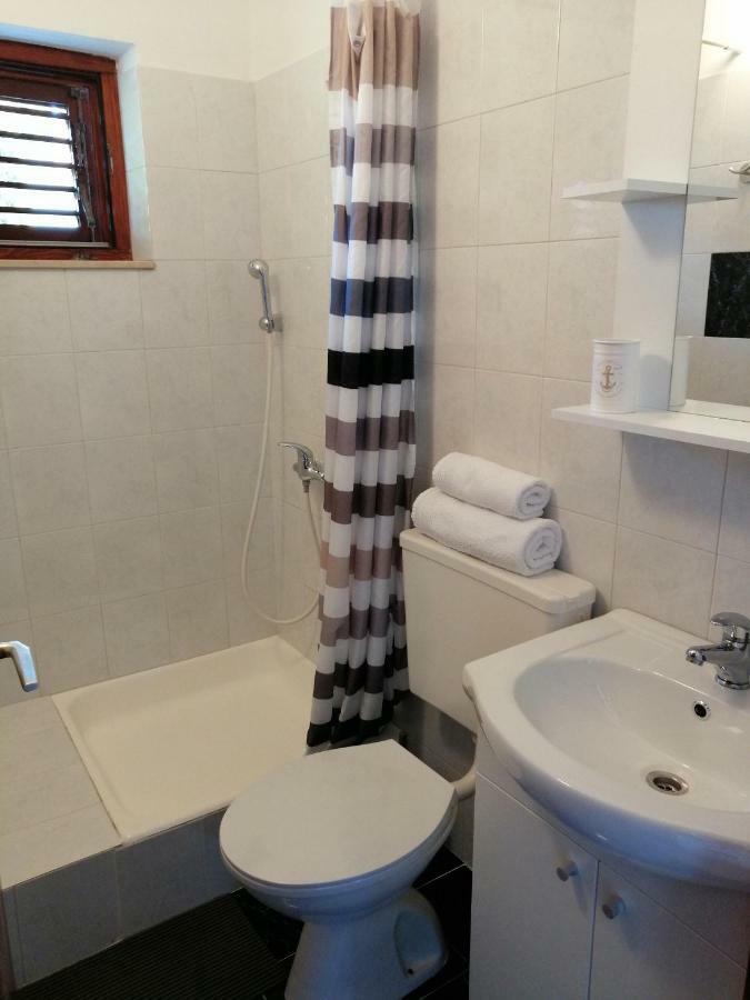 Apartments And Room Caric Jelsa  Luaran gambar
