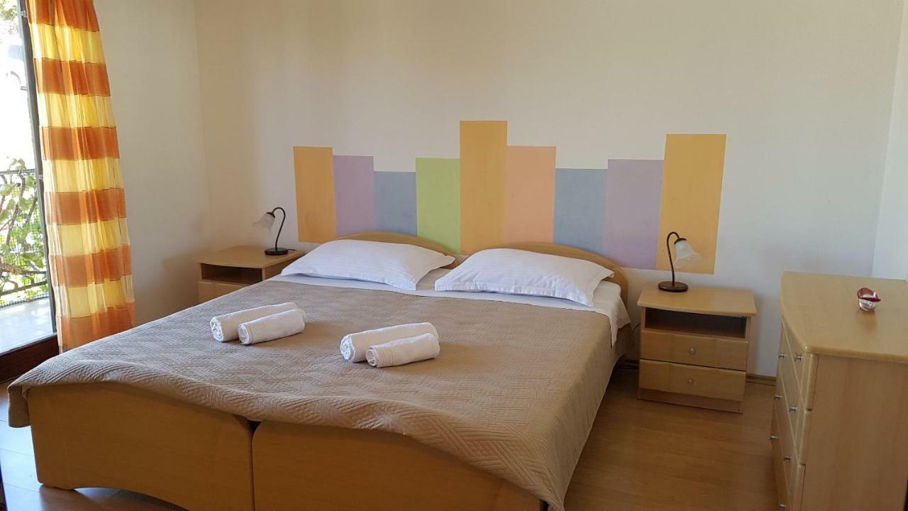 Apartments And Room Caric Jelsa  Luaran gambar