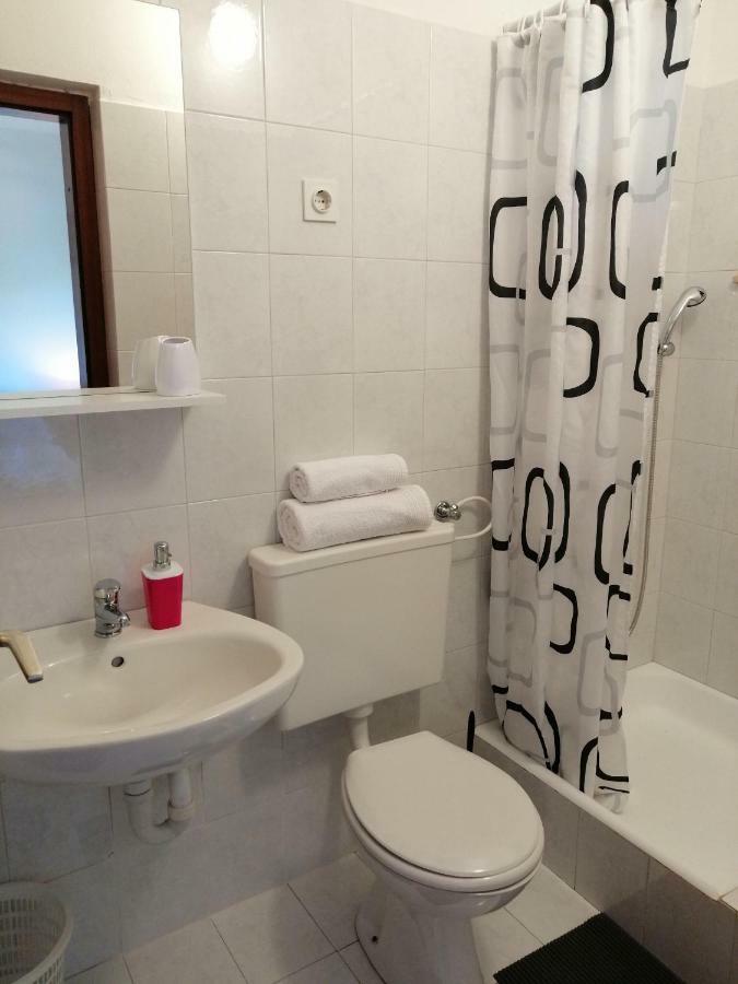 Apartments And Room Caric Jelsa  Luaran gambar