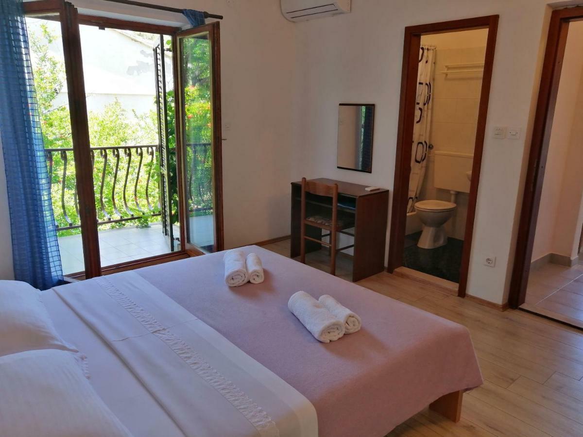 Apartments And Room Caric Jelsa  Luaran gambar
